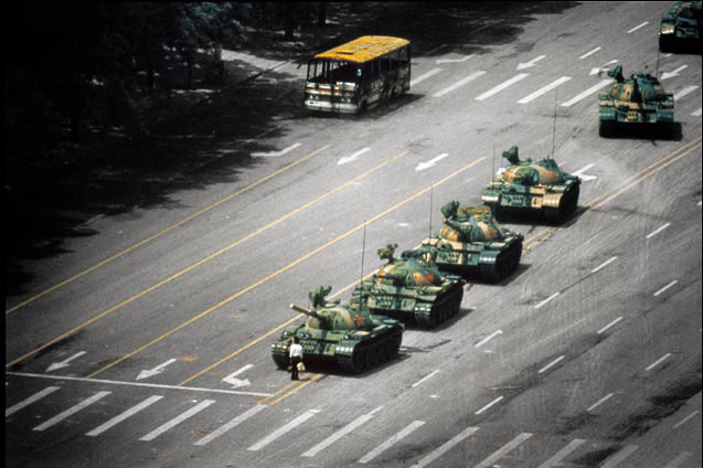 Nft The unknown rebel in Tiananmen